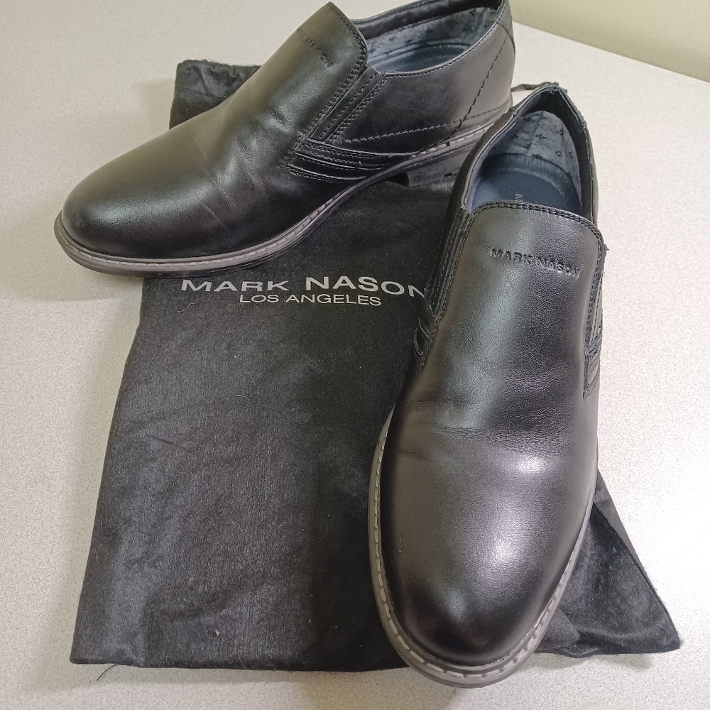 LIKE NEW Mark Nason Derbys